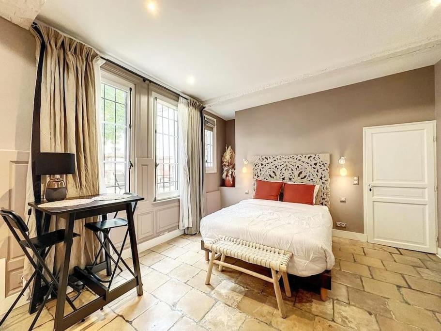 Le Clos Guivet Troyes Exterior photo